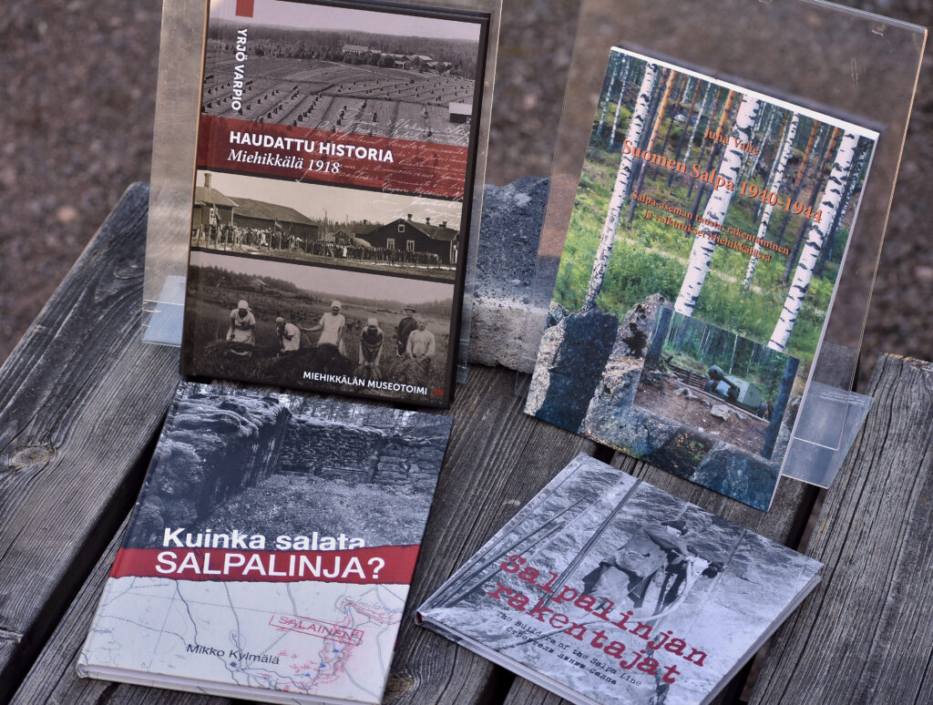 museokauppa-kirjat